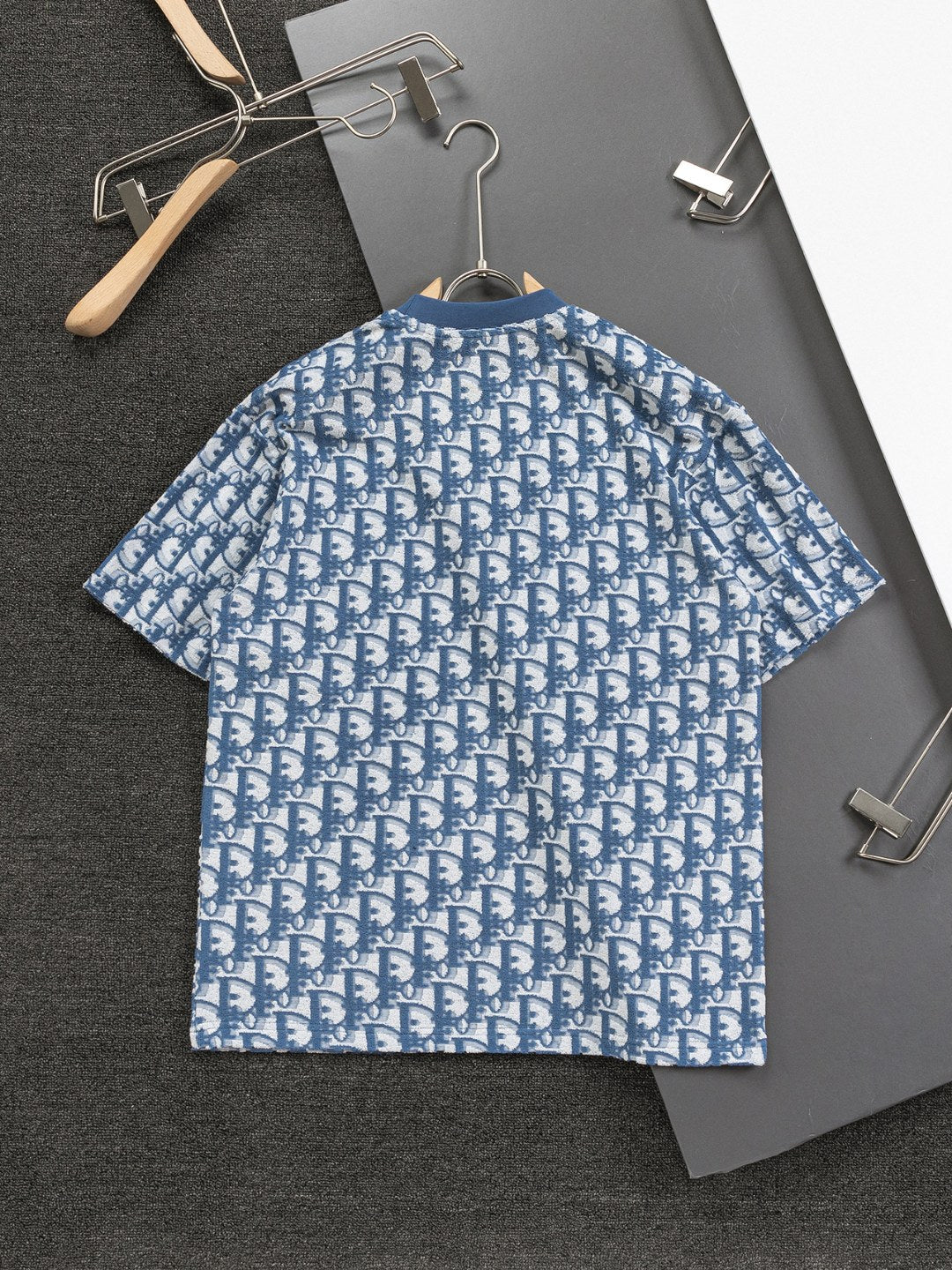 Full print jacquard technology t-shirt