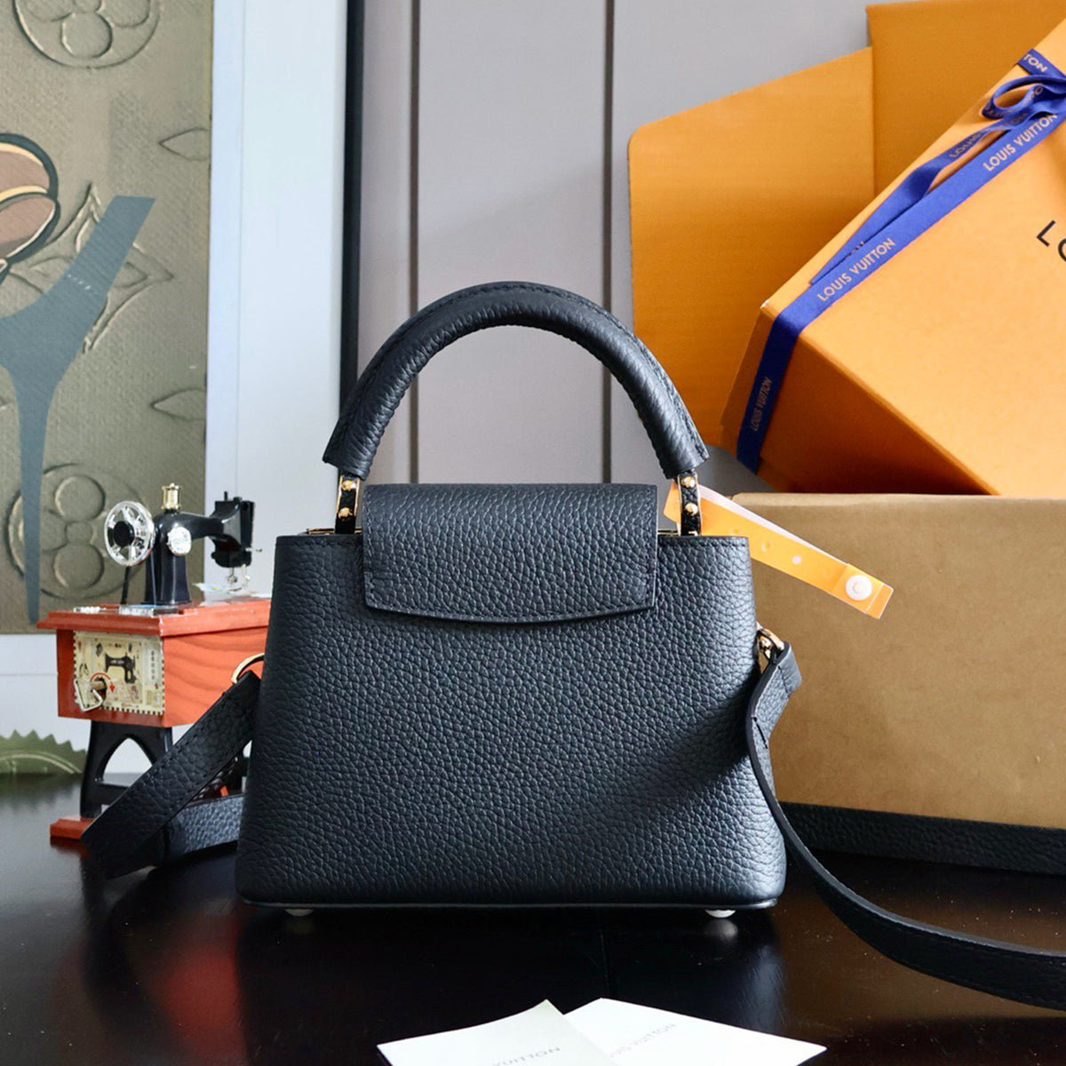 Classic Leather Bag 336778