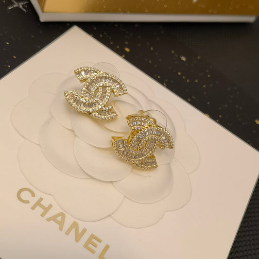 Elegant and classic women's earrings