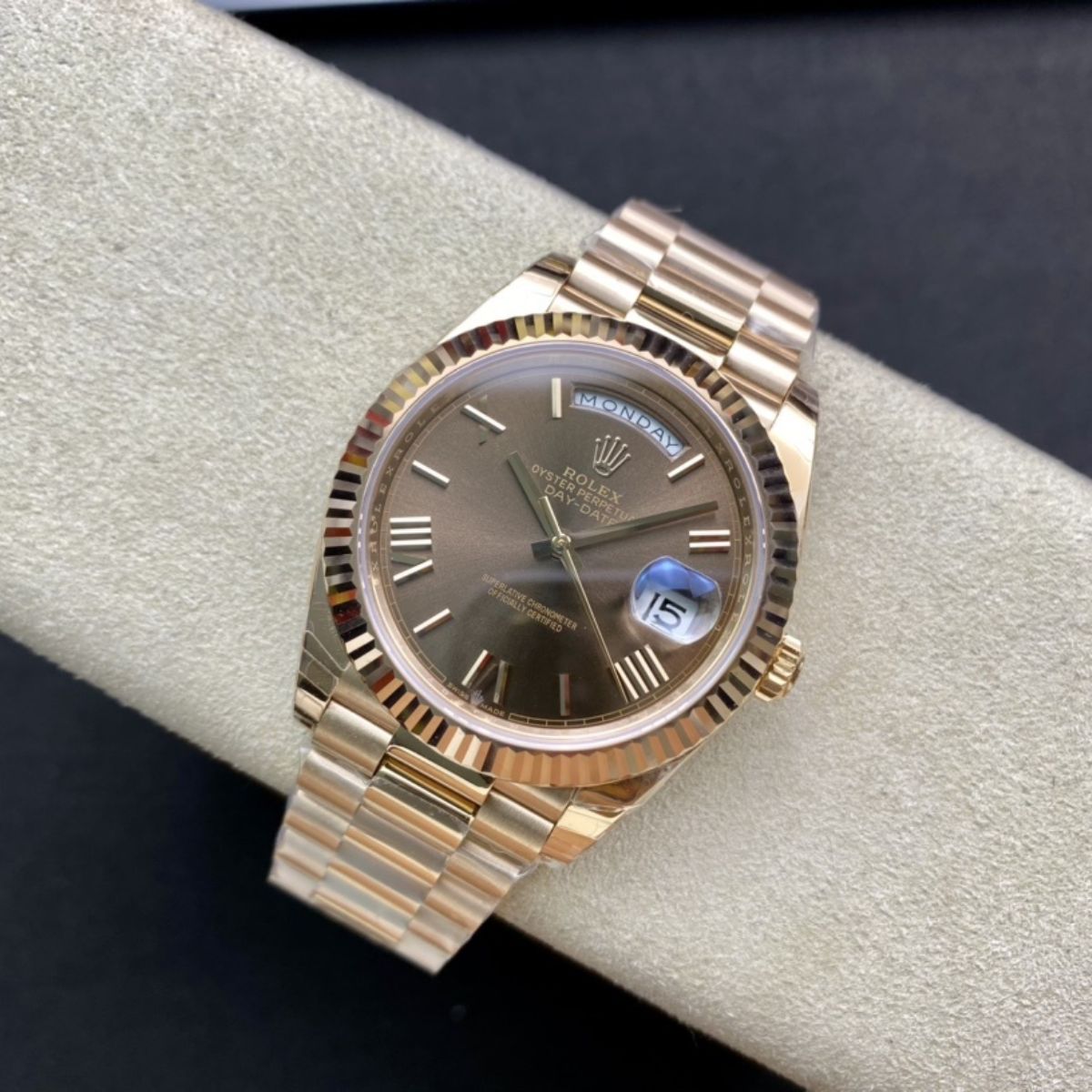 [Super Clone] Regency Weekday 40 mm Weekday Fluted Bezel Chocolate Dial 228235 6061
