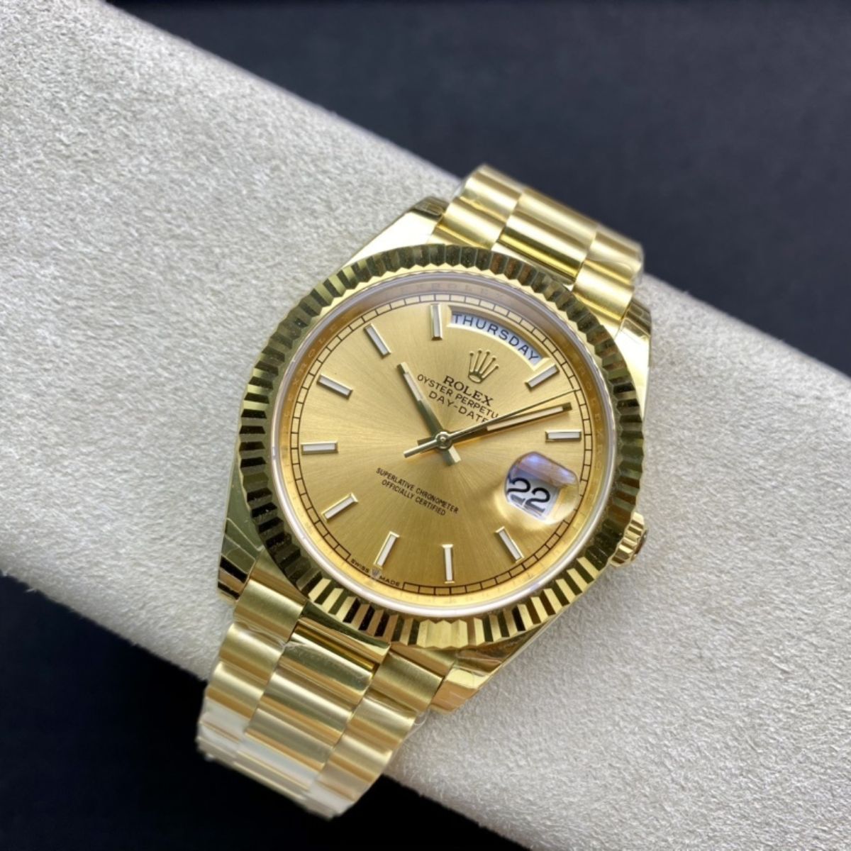 [Super Clone] Regency Weekday 40 mm Weekday Fluted Bezel Champagne colour Dial 228238 8236