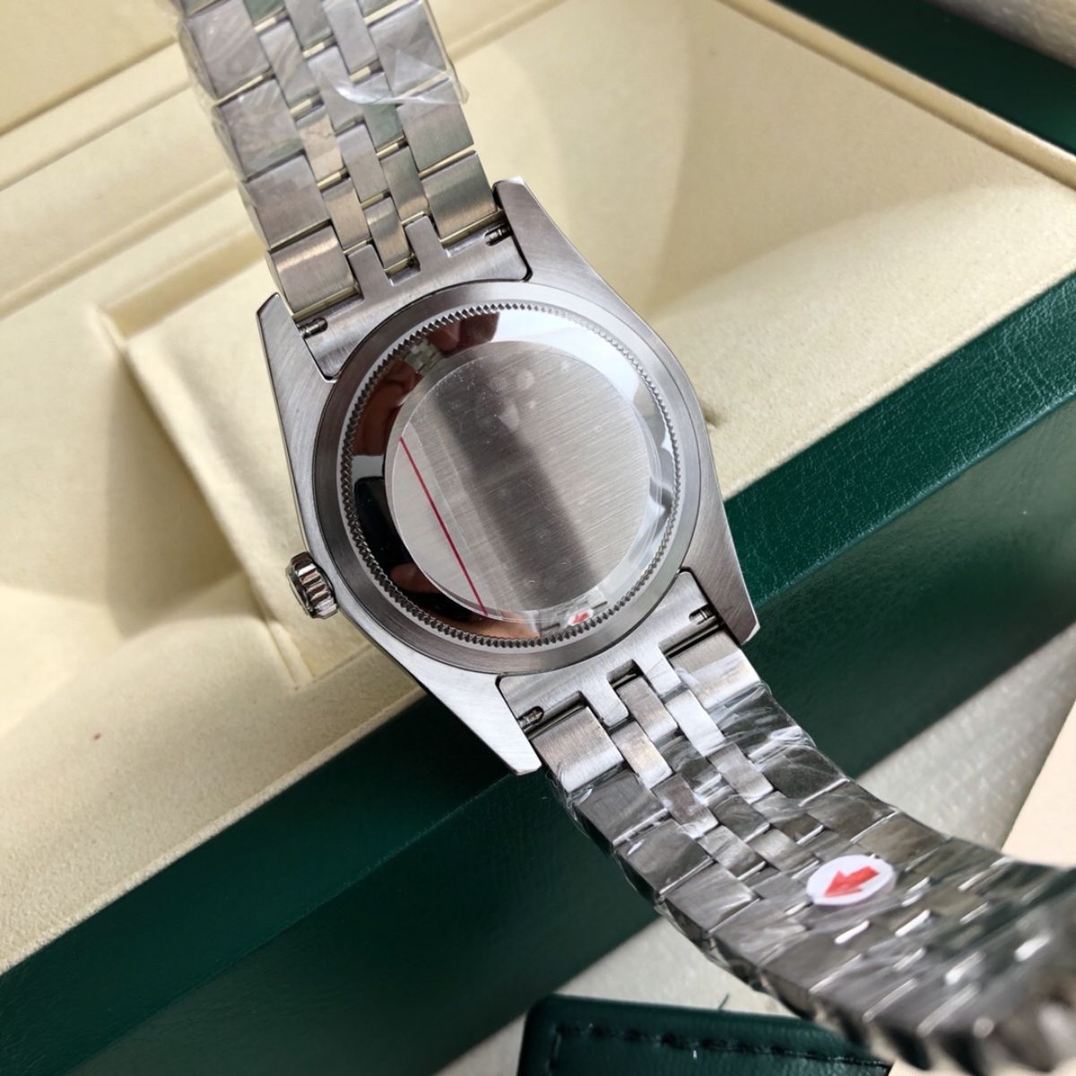 Regency Classic Date 36 mm Five-Link Domed Bezel Bright black Dial 8869