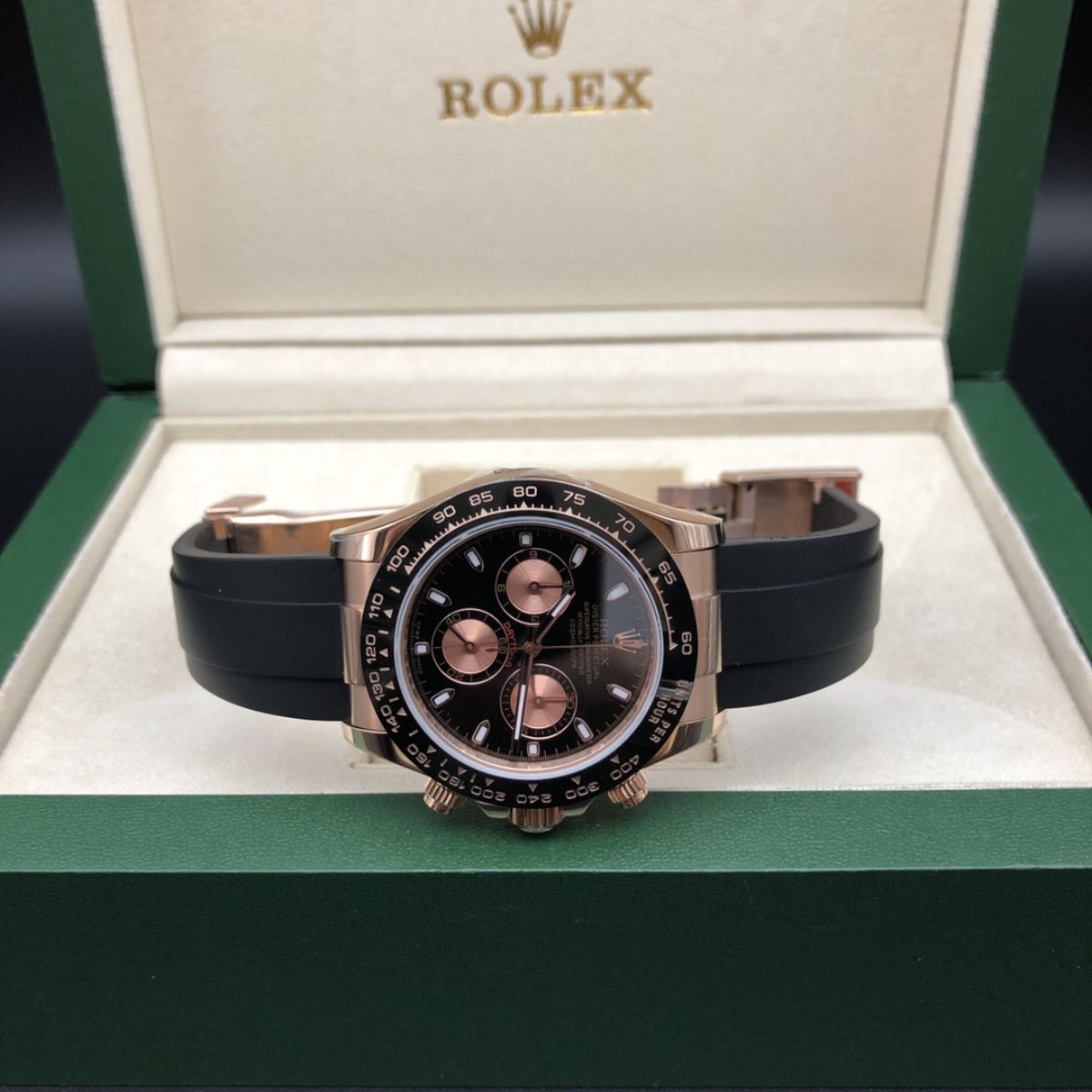 [Super Clone] Regency Racing Chronograph 40 mm Rubber Ceramic Bezel Bright black and Sundust Dial 126515LN 3594