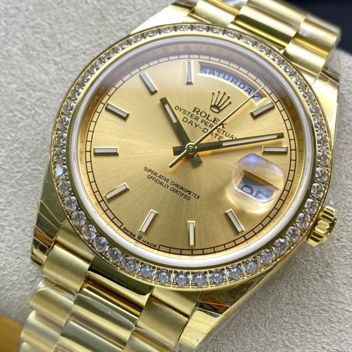 [Super Clone] Regency Weekday 40 mm Weekday Brilliant diamond set Bezel Champagne colour Dial 228348RBR 1439