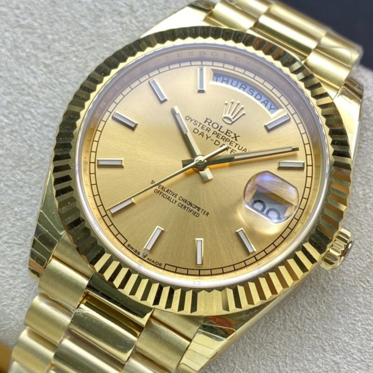 Regency Weekday 40 mm Weekday Fluted Bezel Champagne colour Dial 228238 7130