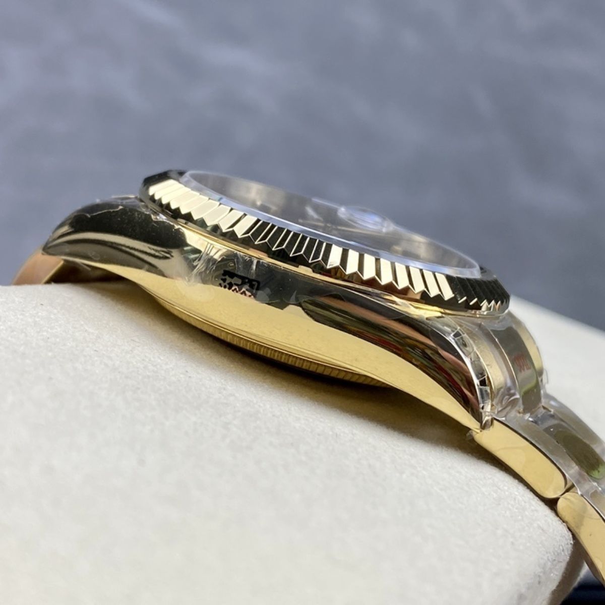 Regency Dual Time 42 mm Timeless Fluted Bezel Bright black Dial 336938 6450