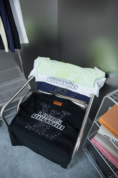 New embroidered cotton t-shirt