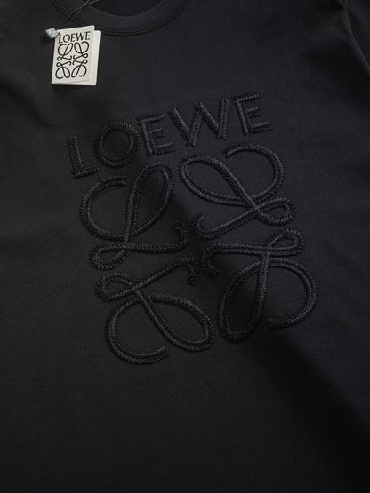 Embroidery logo t-shirt