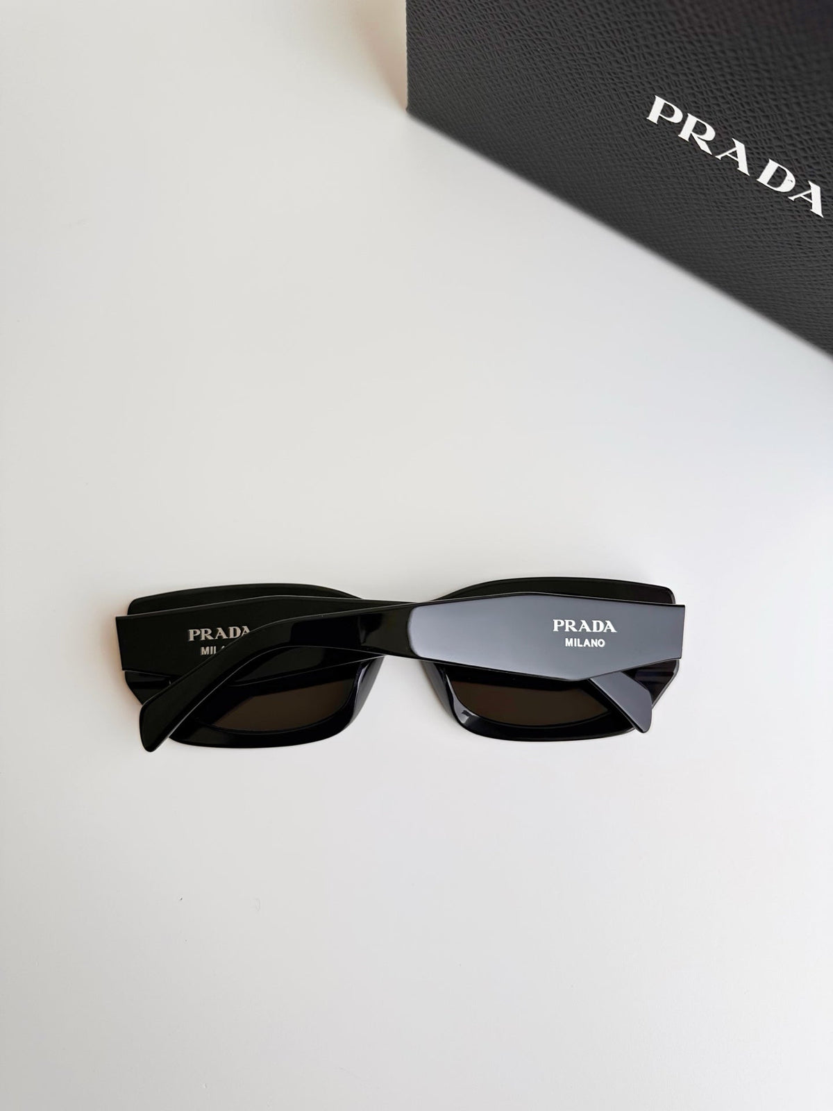 2026 4 colors polygonal square frame sunglasses P00090