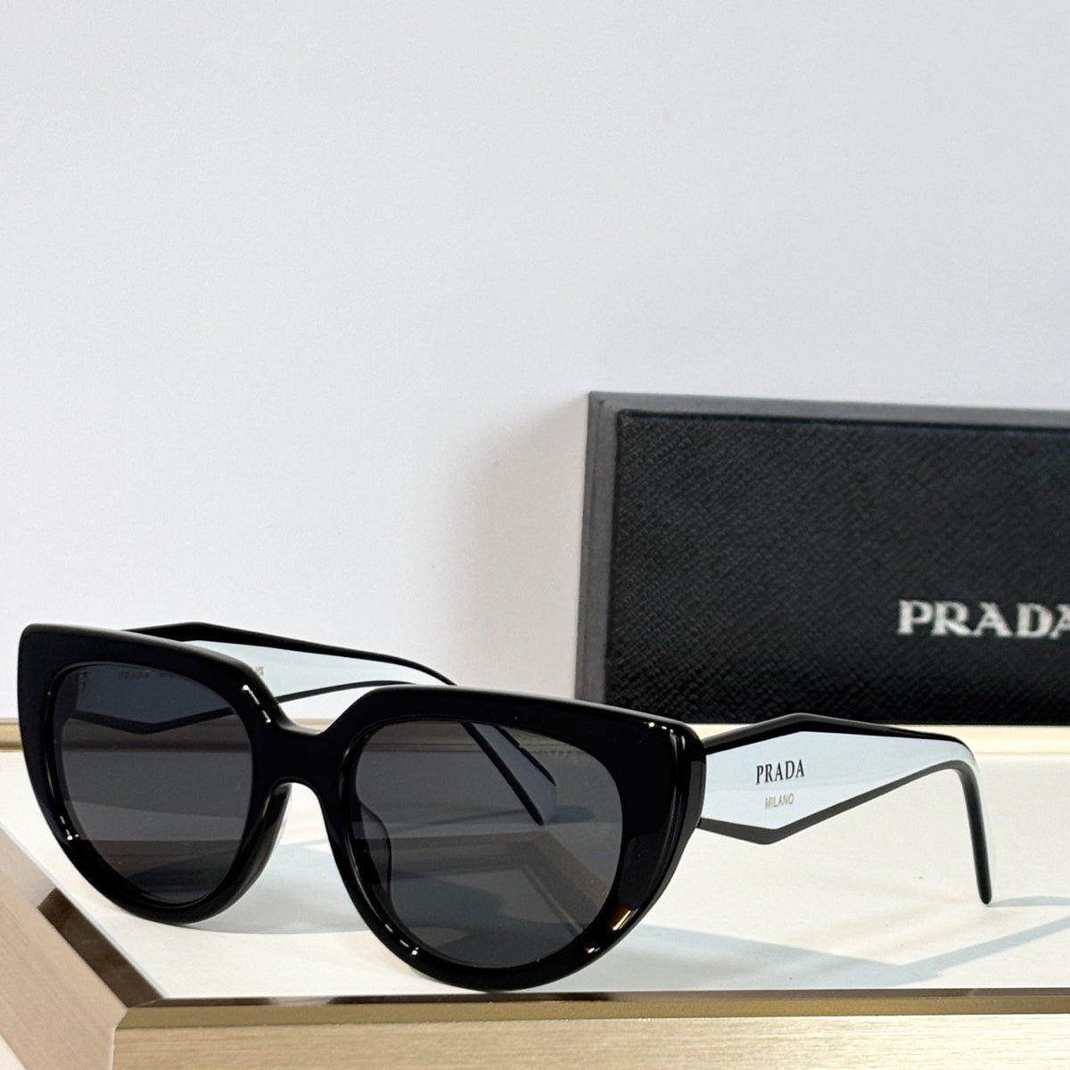 2026 High-End leisure travel versatile sunglasses19004