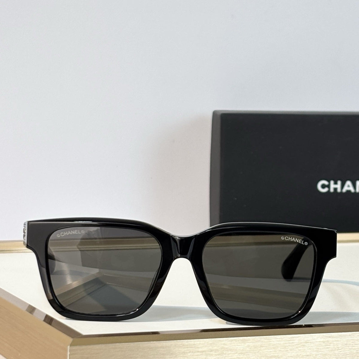 2026 High-End leisure travel versatile sunglasses19007