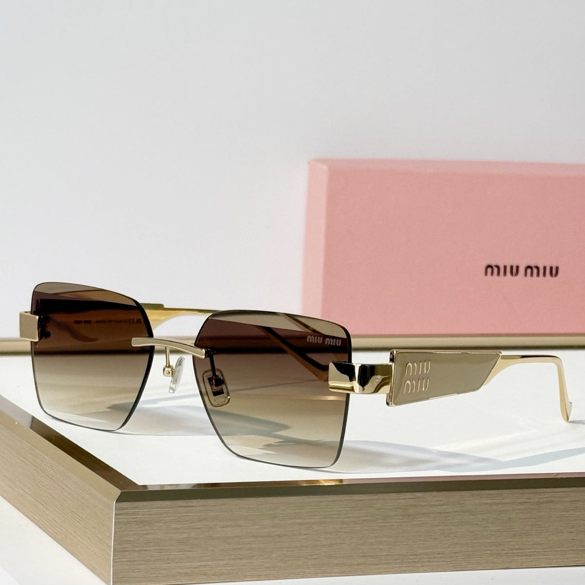 2026 High-End leisure travel versatile sunglasses19012