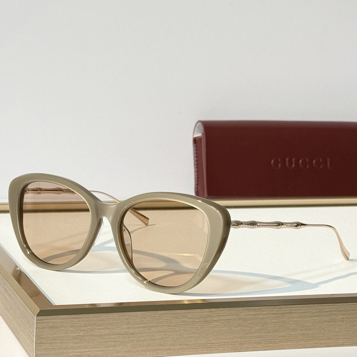 2026 High-End leisure travel versatile sunglasses19021