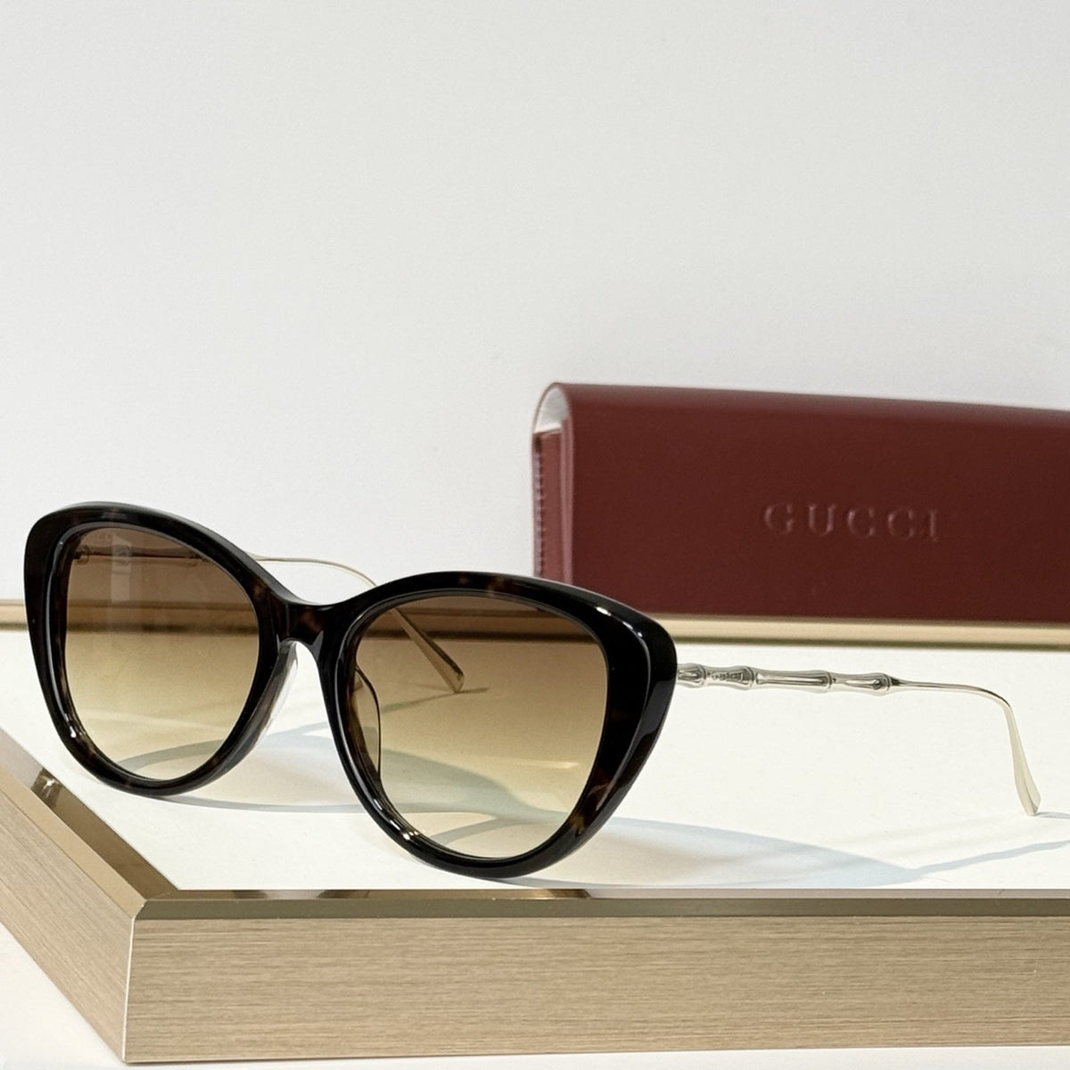 2026 High-End leisure travel versatile sunglasses19021