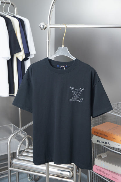 New embroidered cotton t-shirt