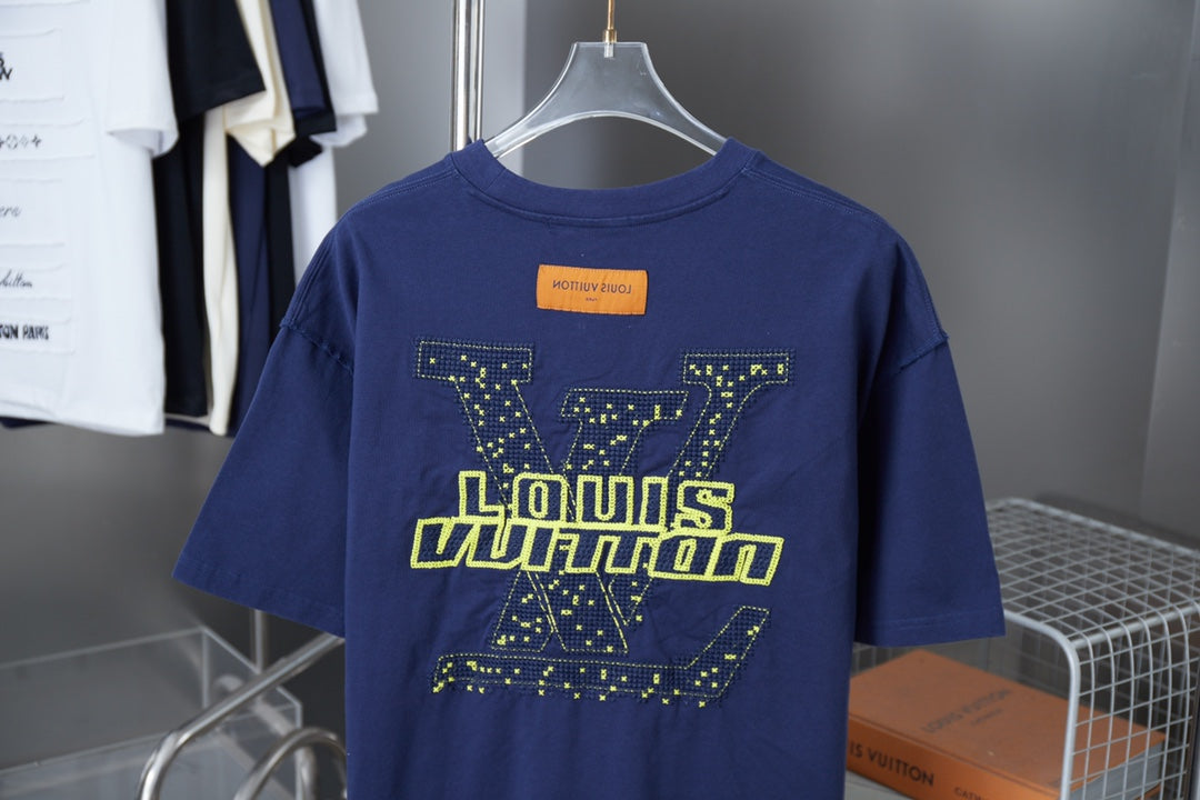 New embroidered cotton t-shirt