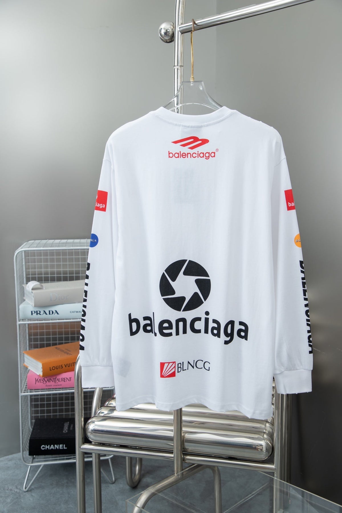 New printed long sleeve T-shirt