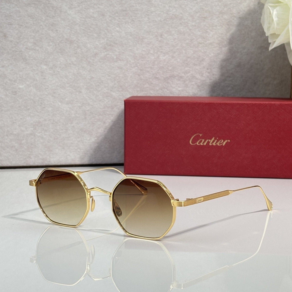 2026 High-End leisure travel versatile sunglasses19038