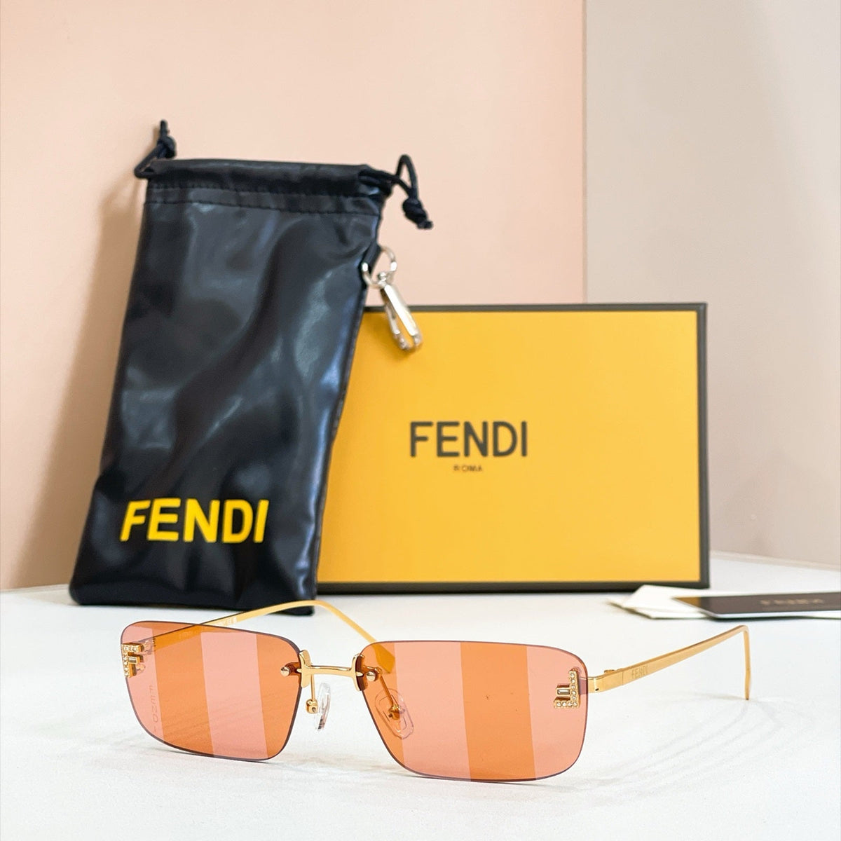 2026 High-End leisure travel versatile sunglasses19049