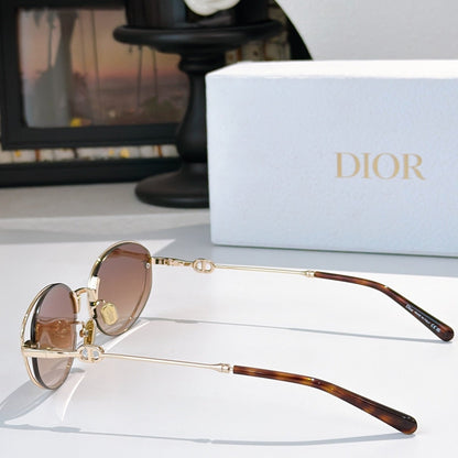 2026 High-End leisure travel versatile sunglasses19050