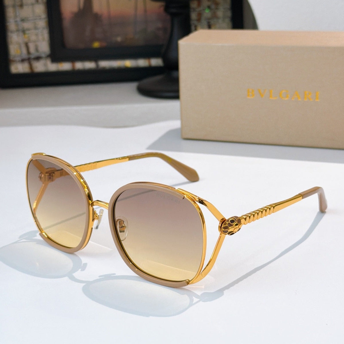2026 High-End leisure travel versatile sunglasses19051