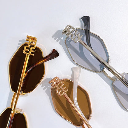 2026 High-End leisure travel versatile sunglasses19053