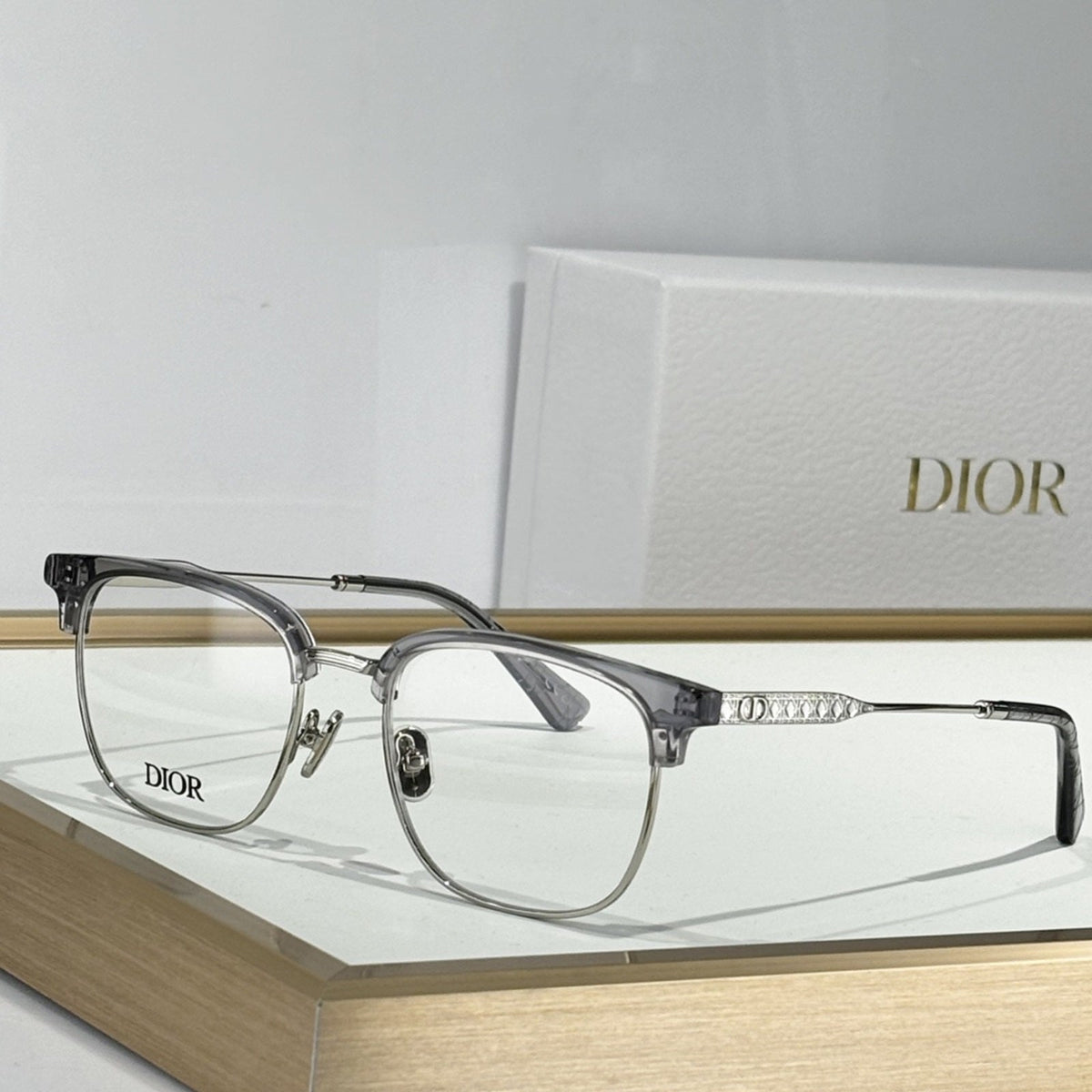 2026 High-End leisure travel versatile sunglasses19062