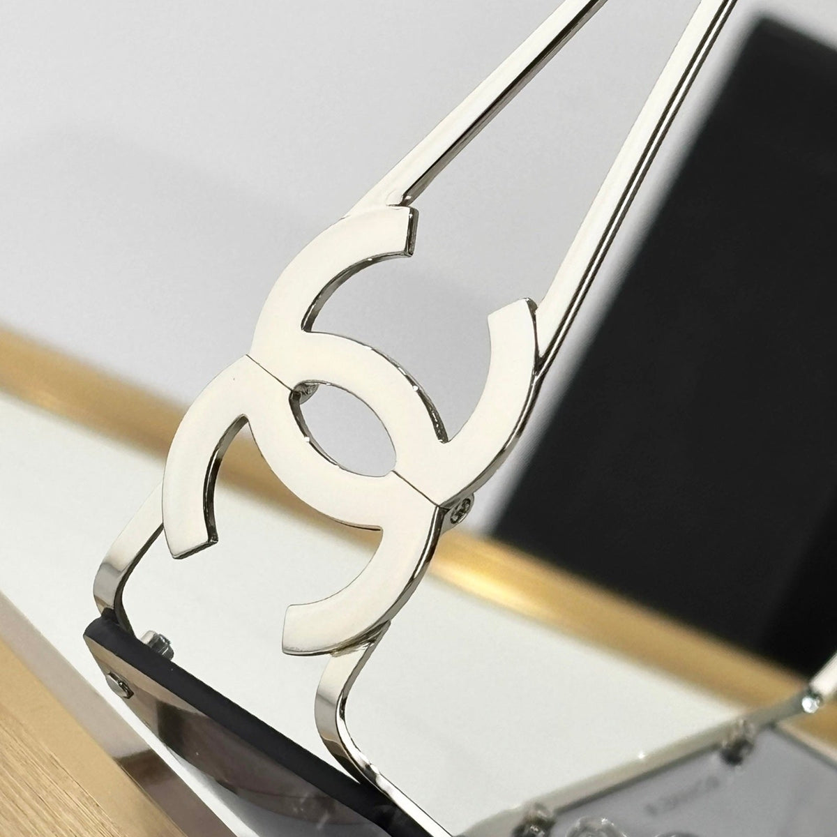 2026 High-End leisure travel versatile sunglasses19070