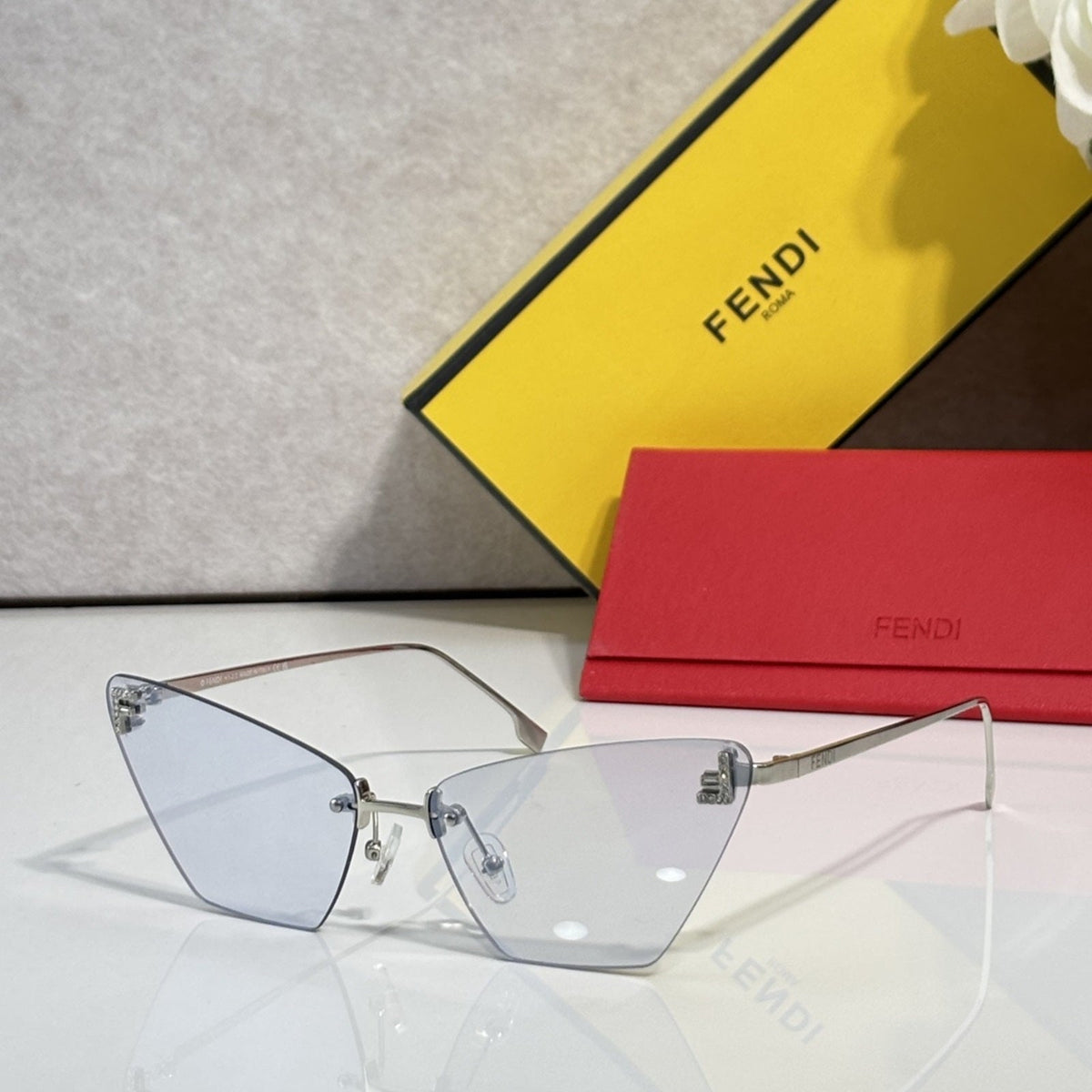 2026 High-End leisure travel versatile sunglasses19075