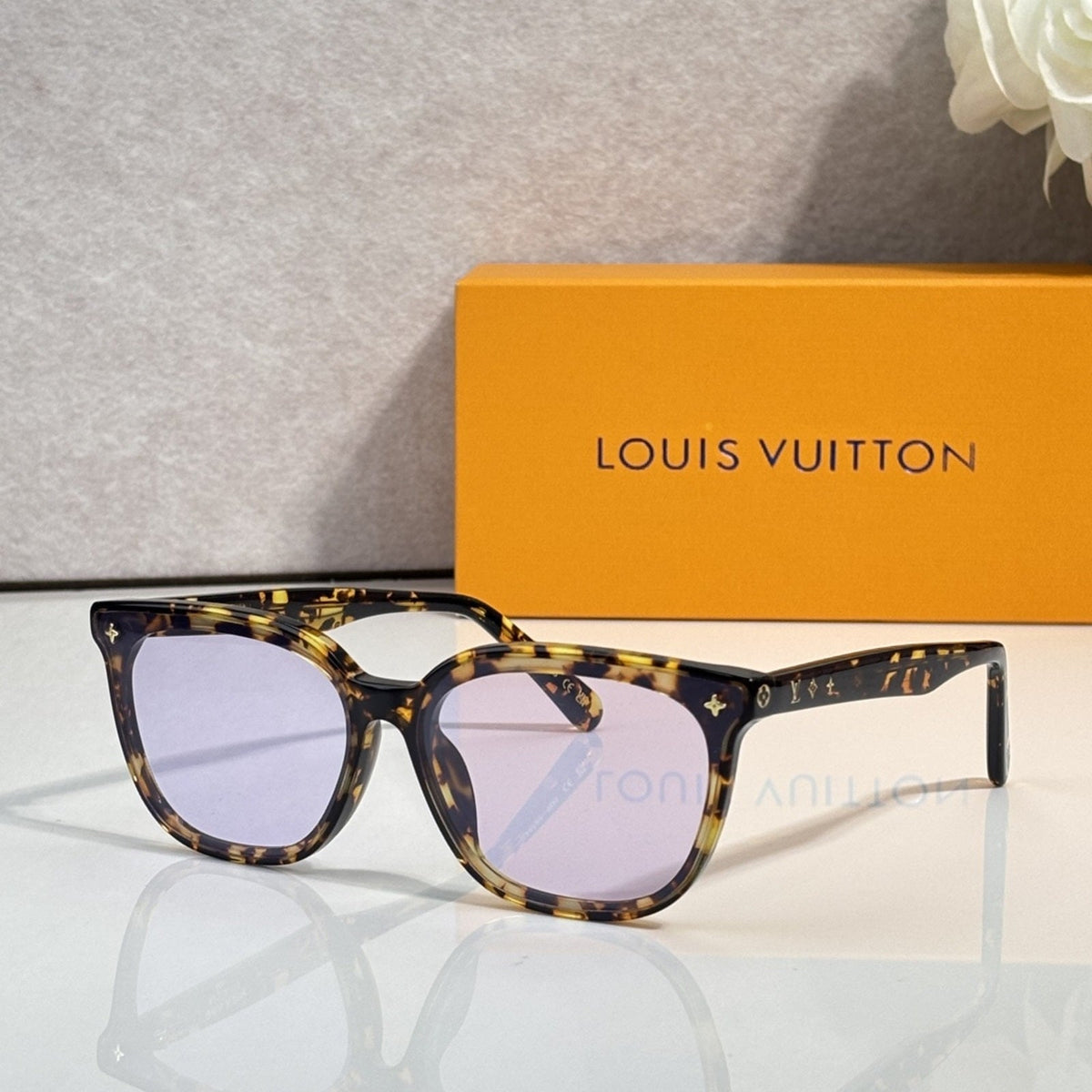 2026 High-End leisure travel versatile sunglasses19076