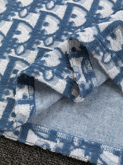 Full print jacquard technology t-shirt